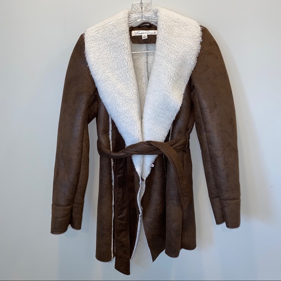 Coat - Picture 2 of 4